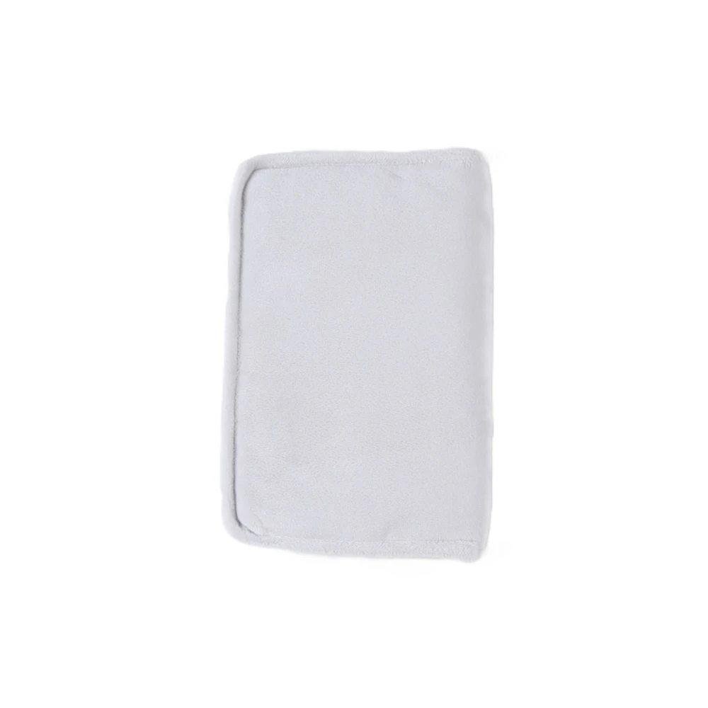 Protège Carnet De Santé Kendi En Veloudoux Gris 3 Protège Carnet De Santé Kendi En Veloudoux Gris – Image 3