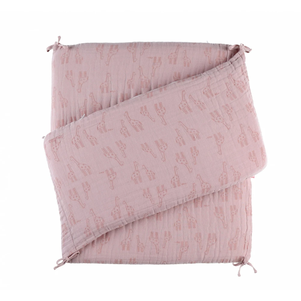 Tour De Lit Coton Bio Motif Girafe Rose 3 Tour De Lit Coton Bio Motif Girafe Rose – Image 3