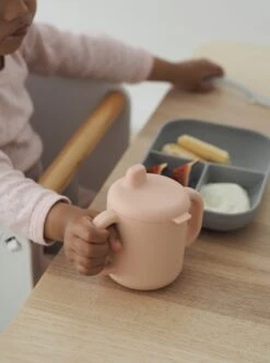 Beaba Coffret D'apprentissage Silicone + Tasse - Pink 11 Beaba Coffret D'apprentissage Silicone + Tasse - Pink -Allobébé bb056135270 3