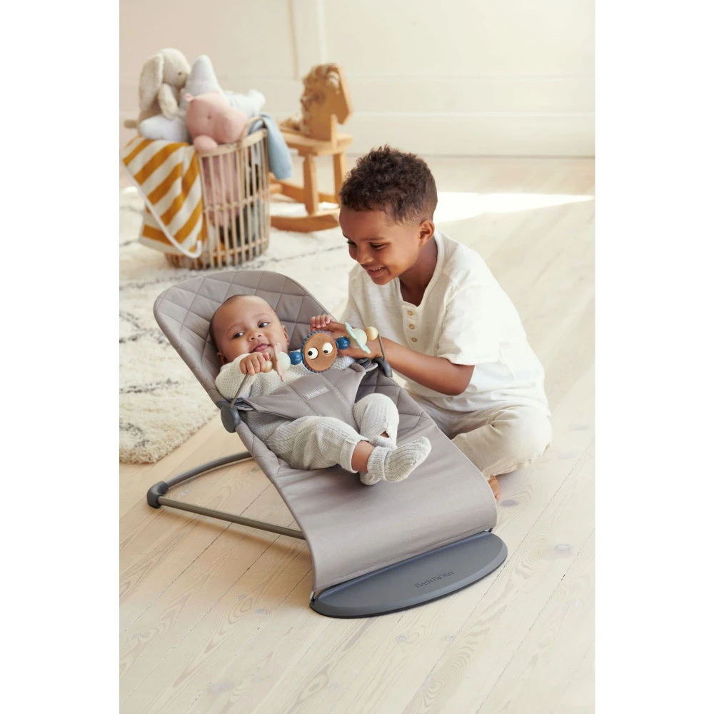 Babybjorn Arche Pour Transat Yeux Espiègles Pastels 3 Babybjorn Arche Pour Transat Yeux Espiègles Pastels – Image 3
