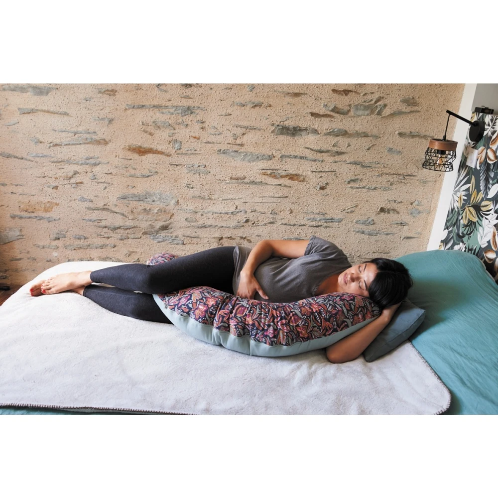 Candide Coussin De Maternité Floral/vert De Gris 4 Candide Coussin De Maternité Floral/vert De Gris – Image 4