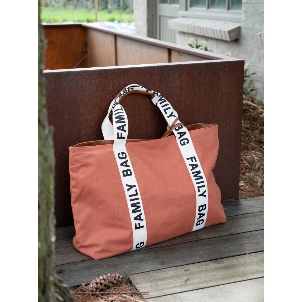 Childhome Sac à Langer Family Bag Signature Canvas Terracotta 6 Childhome Sac à Langer Family Bag Signature Canvas Terracotta – Image 6