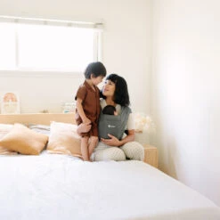 Ergobaby Porte-bébé Embrace Gris -Allobébé er046100029 14