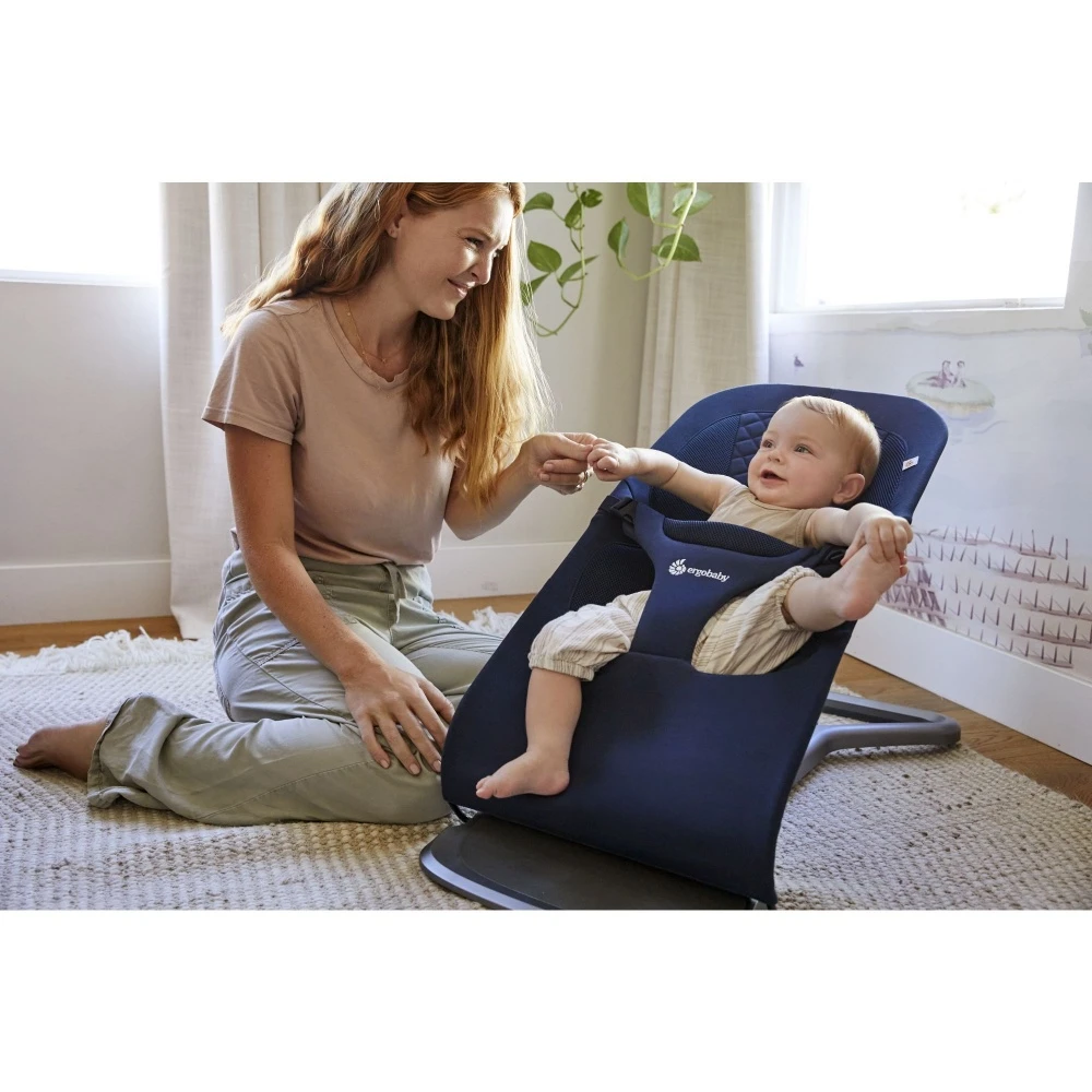 Ergobaby Transat Bébé Evolve Bleu Nuit 4 Ergobaby Transat Bébé Evolve Bleu Nuit – Image 4