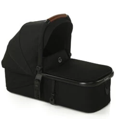 Jané Pack Trio Poussette Muum Pro 2 + Siège Auto Koos I-size R1 + Nacelle Micro Pro 2 Cold Black 19 Jané Pack Trio Poussette Muum Pro 2 + Siège Auto Koos I-size R1 + Nacelle Micro Pro 2 Cold Black -Allobébé jn042386650 7