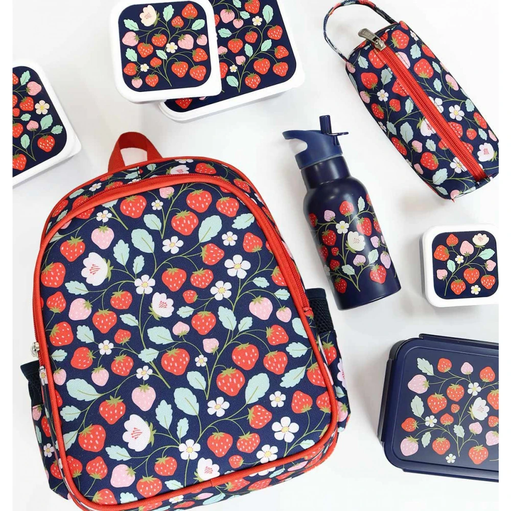 A Little Lovely Company Sac à Dos Enfant Isotherme Fraises 4 A Little Lovely Company Sac à Dos Enfant Isotherme Fraises – Image 4