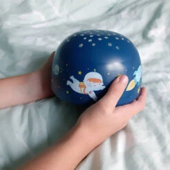A Little Lovely Company Veilleuse Bébé Projecteur Espace 13 A Little Lovely Company Veilleuse Bébé Projecteur Espace -Allobébé lc060469127 5