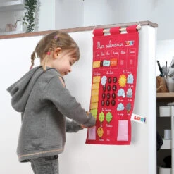 Panneau Calendrier Basic Rose 6 Panneau Calendrier Basic Rose -Allobébé lj080420958 2