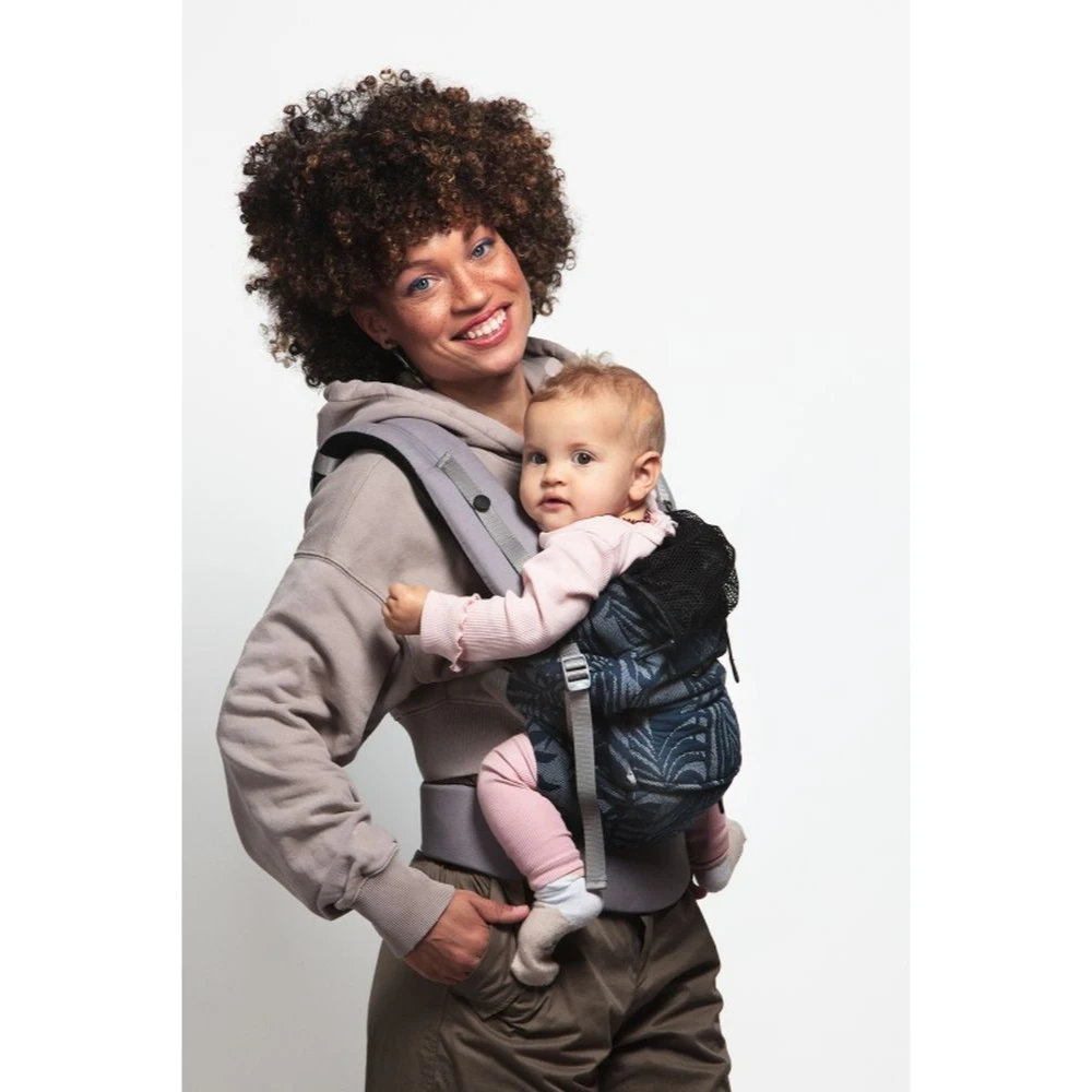 Porte Bébé Physiocarrier édition Limitée Poetica Tropical Dark 3 Porte Bébé Physiocarrier édition Limitée Poetica Tropical Dark – Image 3