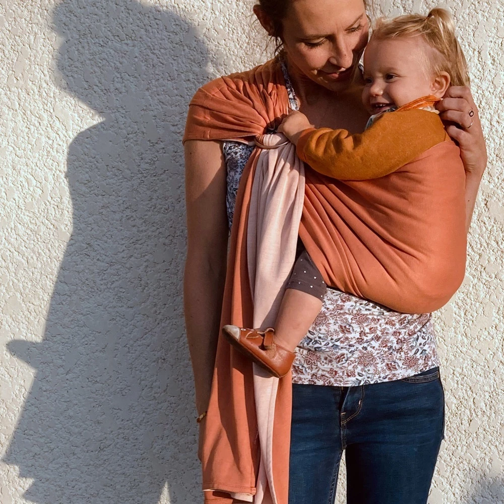 Echarpe De Portage Sans Nœud - Nude, Caramel (réversible) 11 Echarpe De Portage Sans Nœud - Nude, Caramel (réversible) – Image 11