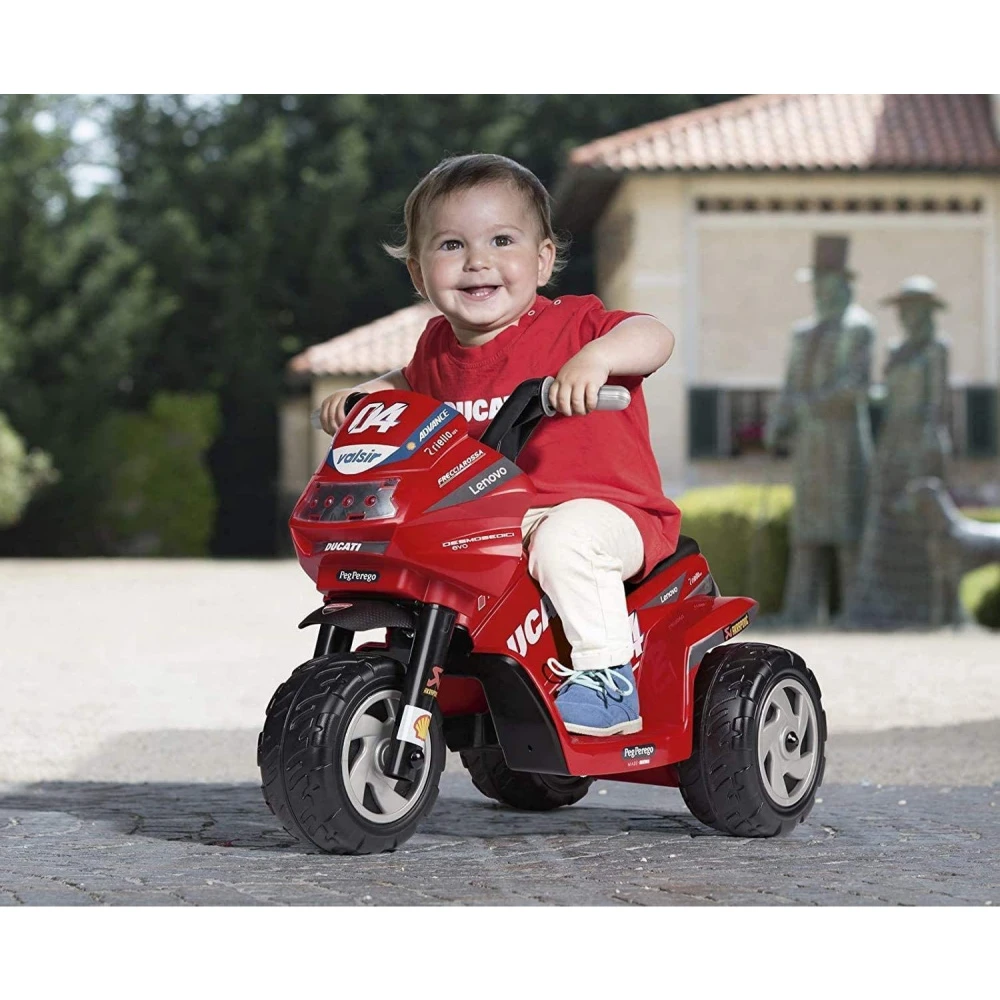 PEG PEREGO Mini Moto électrique Ducati 6v 4 PEG PEREGO Mini Moto électrique Ducati 6v – Image 4