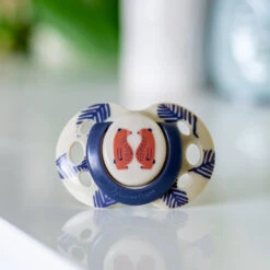 Tommee Tippee Lot De 6 Sucettes Closer To Nature Fun 18-36 Mois Garçon 11 Tommee Tippee Lot De 6 Sucettes Closer To Nature Fun 18-36 Mois Garçon -Allobébé to062335524 2