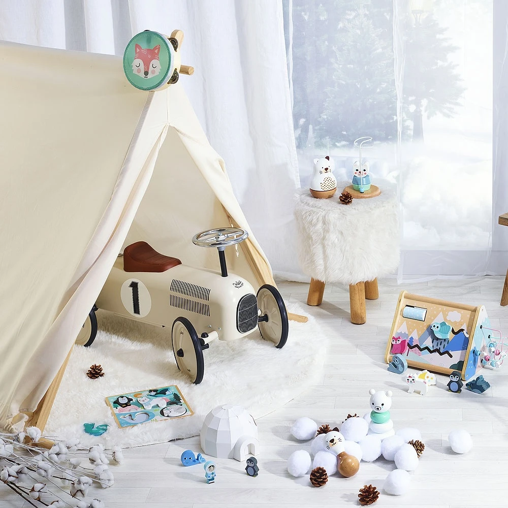 Vilac Porteur Bébé Voiture Vintage Blanc Crème 3 Vilac Porteur Bébé Voiture Vintage Blanc Crème – Image 3